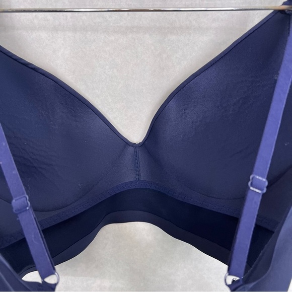 5/$25 Nautica bra 38c wireless - Picture 3 of 4